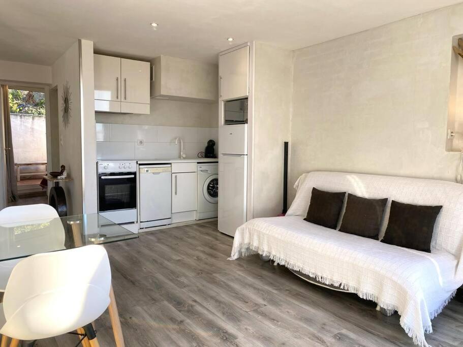 Tusquets - Apartamento Con Vistas Al Mar Cadaqués Eksteriør billede