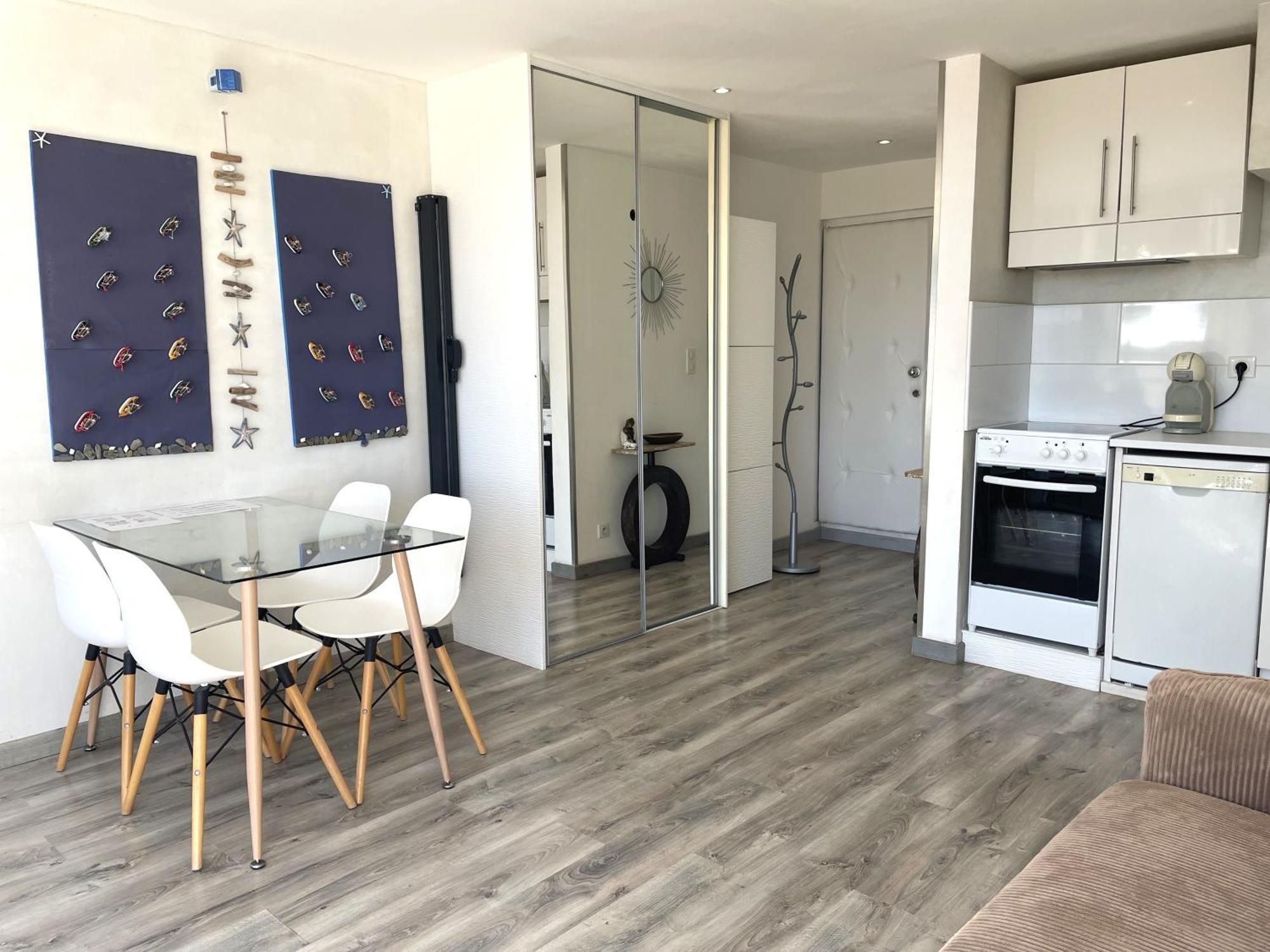 Tusquets - Apartamento Con Vistas Al Mar Cadaqués Eksteriør billede
