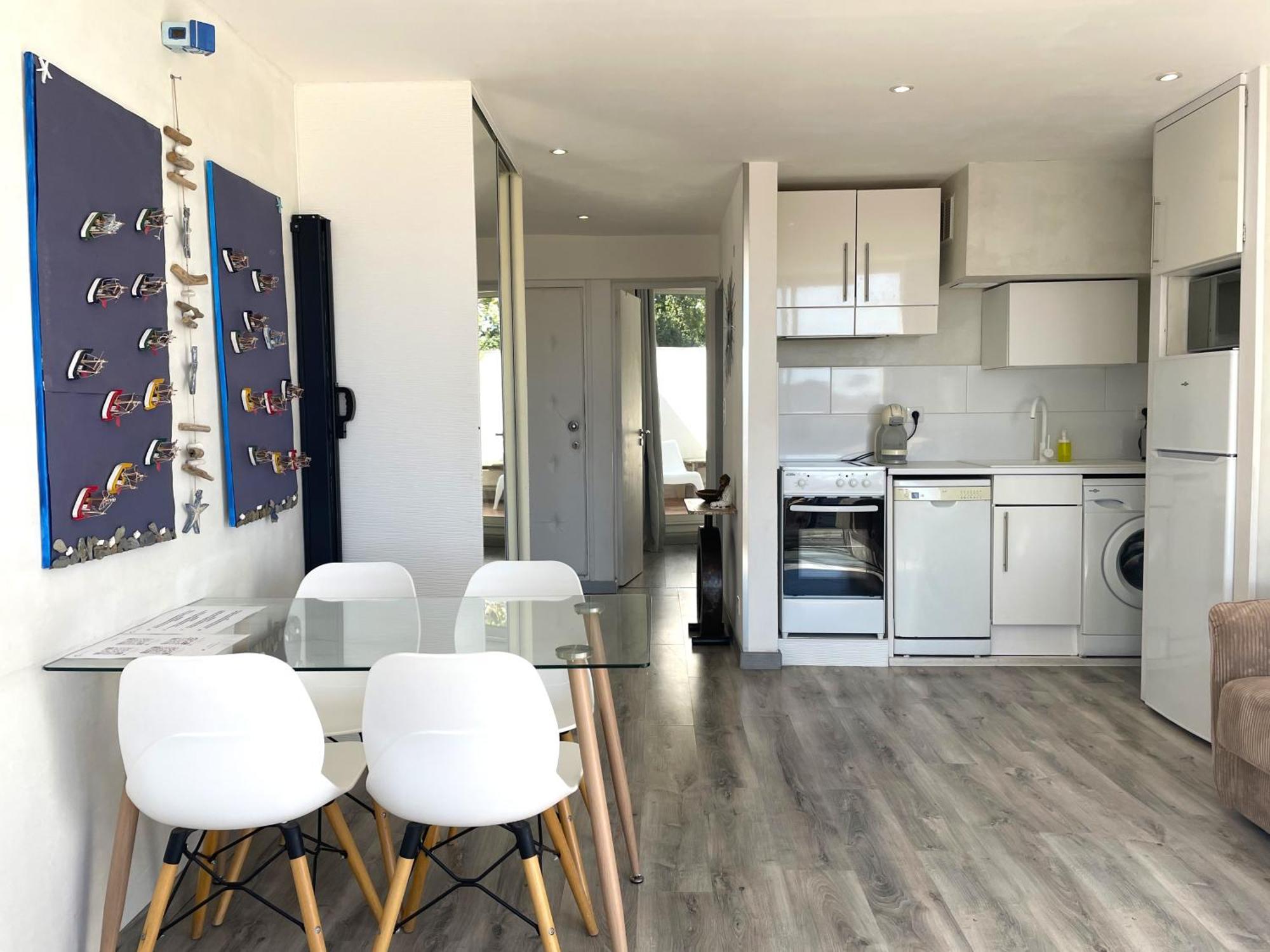 Tusquets - Apartamento Con Vistas Al Mar Cadaqués Eksteriør billede